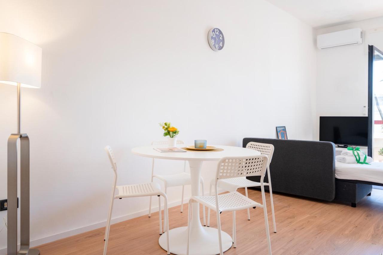 Central & Elegant Loft - With Balcony Bari Extérieur photo
